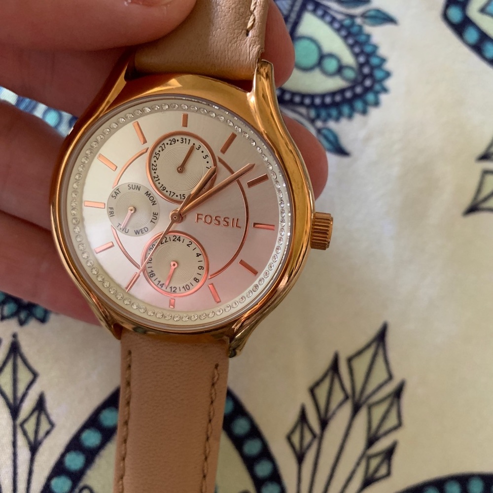 Rose Gold with diamond accents Fossil watch